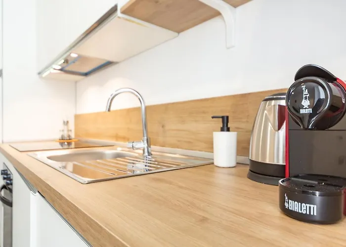 Khl - Sansiro, Casa vacanze Milano