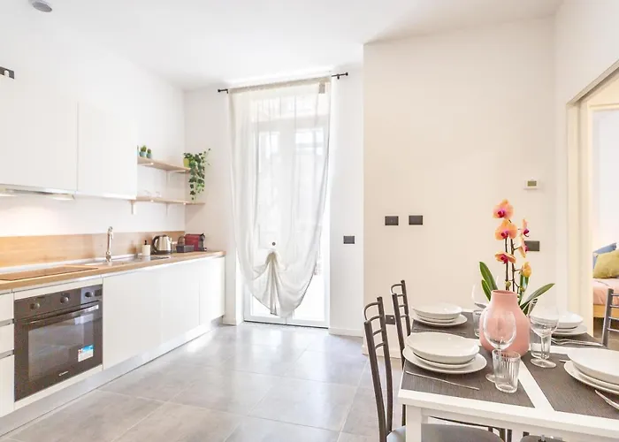 Khl - Sansiro, Casa vacanze Milano