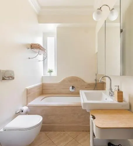 Apartment Il Giardino Garden View Mailand