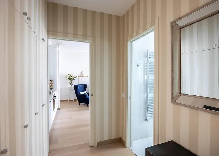 Bocconi Elegante Con Wifi Milán