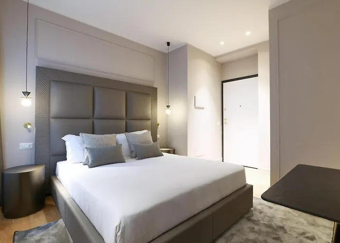 شقة برستيج بوتيك للشقق الفندقية - بياتزا دومو فيو