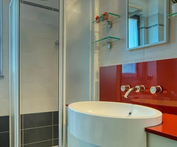 アパート Guesthost - Casa Cherenel ミラノ