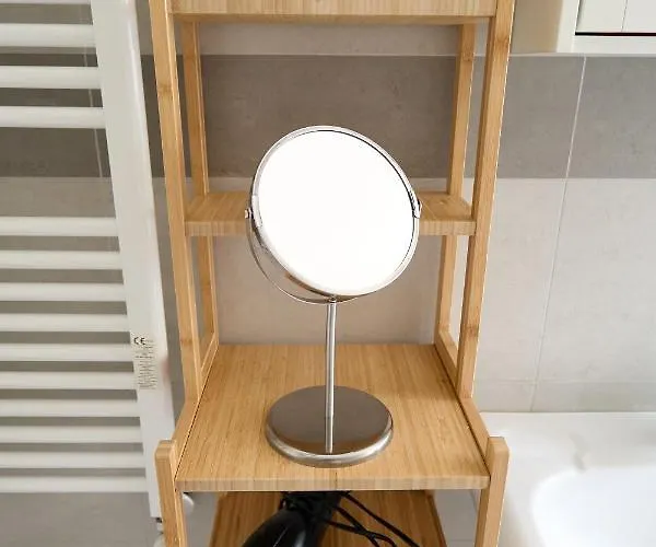 Duomo 15 Min - Cozy Artist's Note Apartament Mediolan