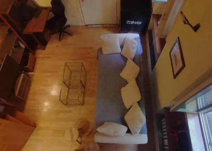 Cenacolo Apartamento *