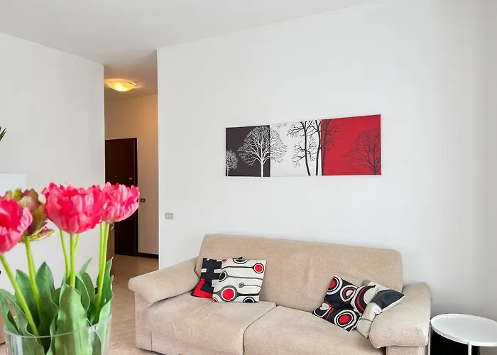 Sunrise 15 Min Duomo * Милан