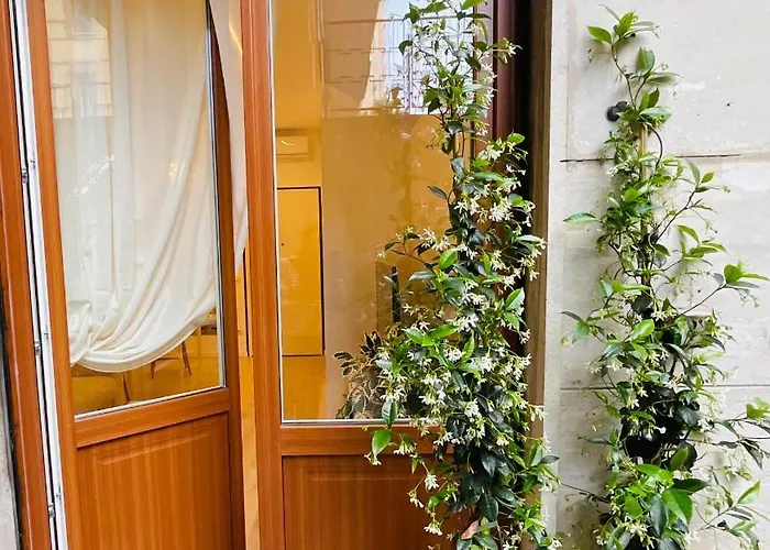 - Charlize - In The Heart Of * Milaan