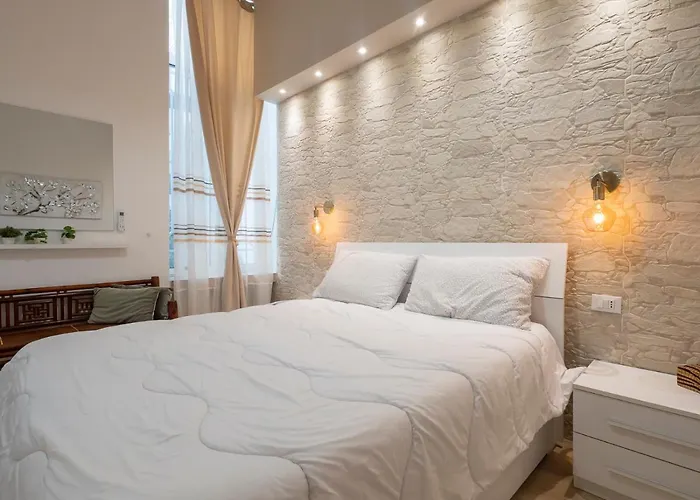 Luxury White Loft Orti 14 *