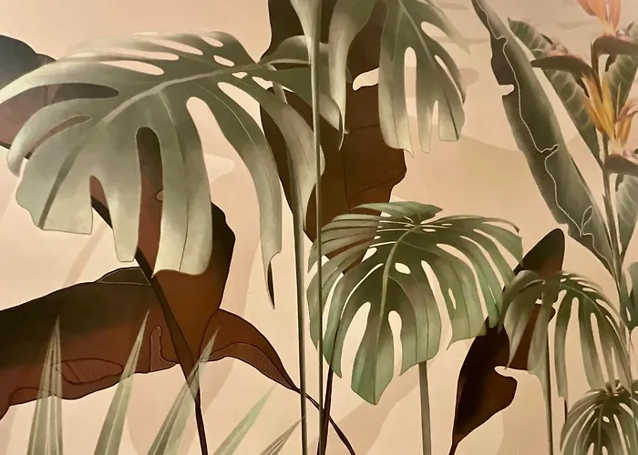 - Charlize - In The Heart Of Milaan