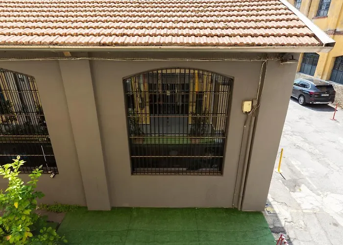 Forcella Fashion District *