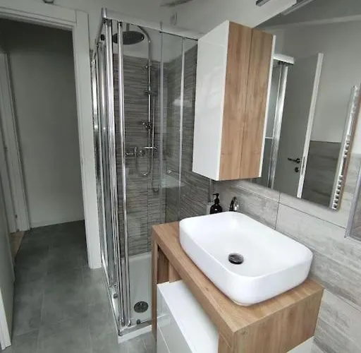 Free Parking Tiny House Wifi Netflix 15 Minuti Dal Duomo Mediolan