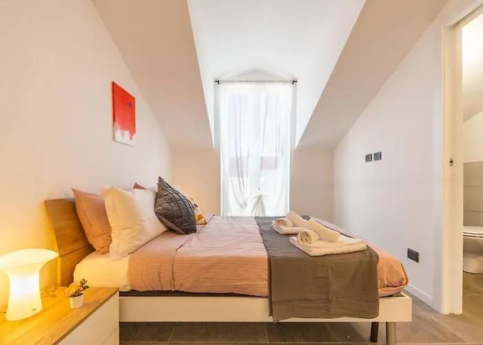 Khl - Sansiro, * Mailand