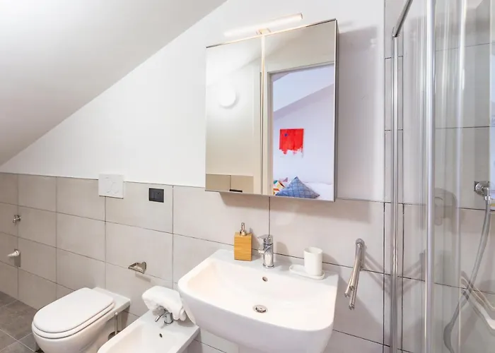 Khl - Sansiro, Mailand