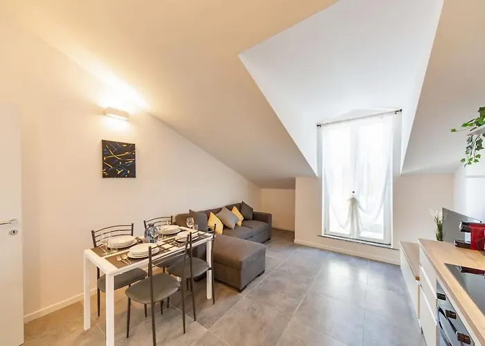 Khl - Sansiro, Mailand