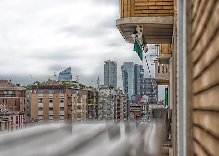 Apartmán New & Bright Balcony Flat By Station Milán