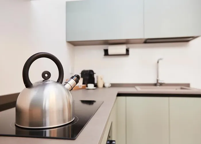 Urban Flats Modern Few Minuts From Duomo