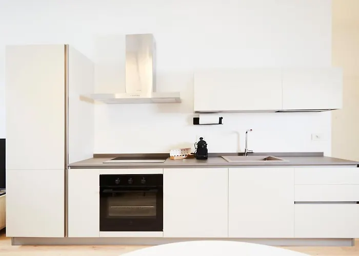 Urban Flats Modern Few Minuts From Duomo شقة *