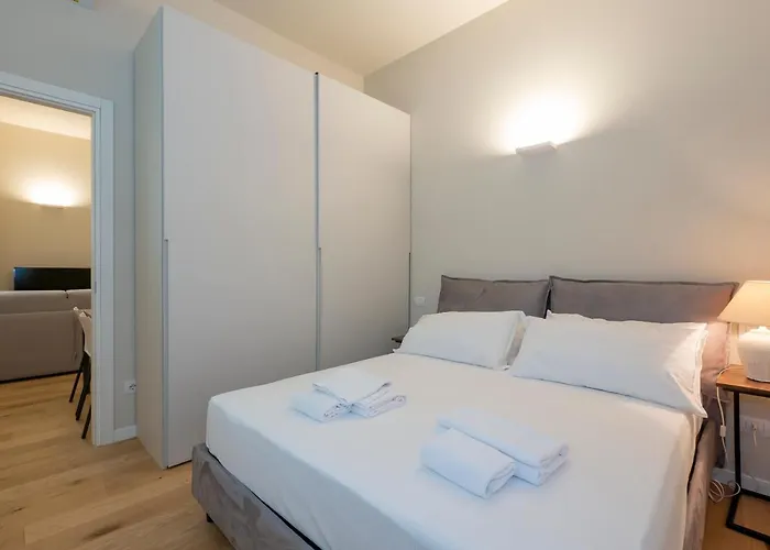 I Host - Ranzoni 1 * Milán