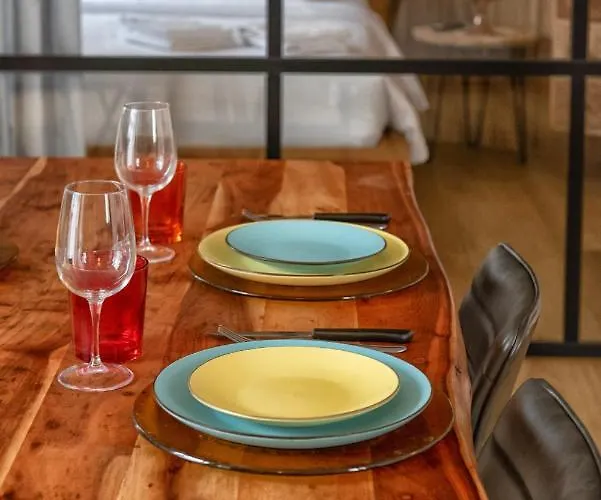 Apartment Luxury Flat By Station / Unique View