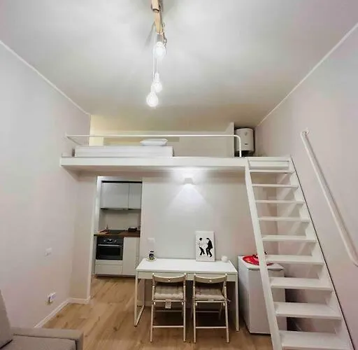 Apartment Near Bocconi Milan