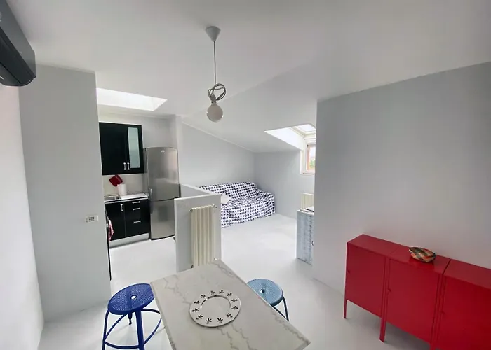 Luminoso M5 Istria Lägenhet Milano