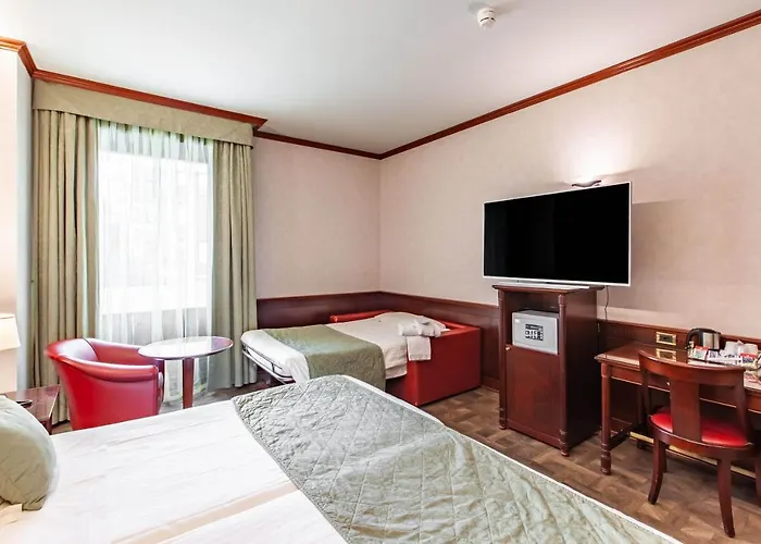 Hotiday Turro فندق ميلان