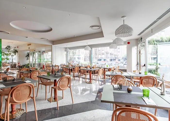 Hotiday Turro فندق