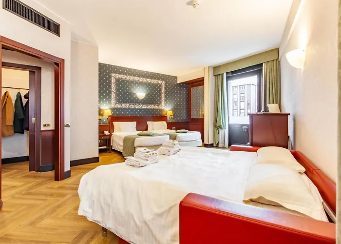 فندق Hotiday Turro 4*