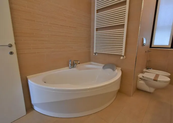 Corso Genova By Interhome Διαμέρισμα *