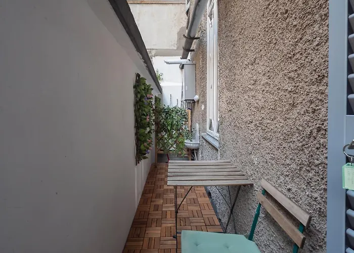 White Loft Near Duomo Orti 14 Apartment *