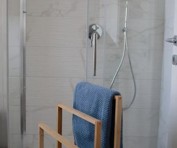 Apartamento Metro Isola - Nuovo Design - La Milanese