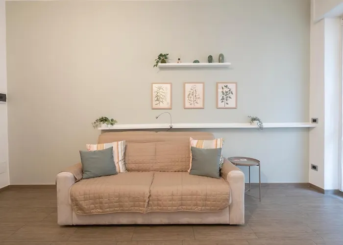 I Host - Montesuello 9