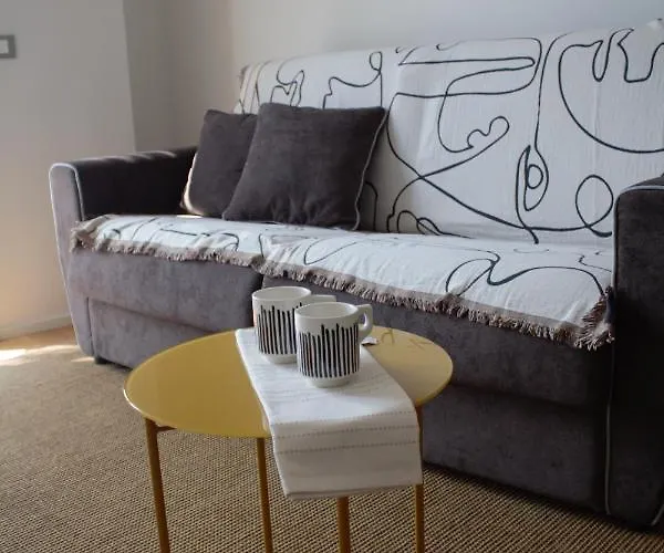 Metro Isola - Nuovo Design - La Milanese Milán