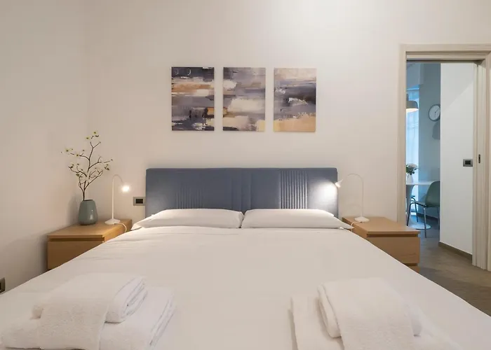 I Host - Montesuello 9