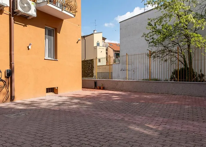 Leader - Monzino - Msg Arena - Linate - *