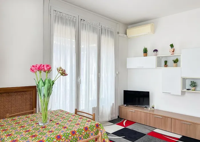 Апартаменты Sunrise 15 Min Duomo