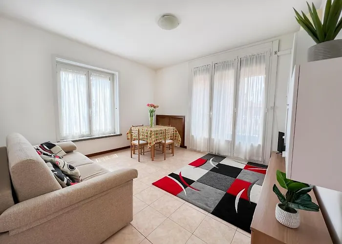 Апартаменты Sunrise 15 Min Duomo