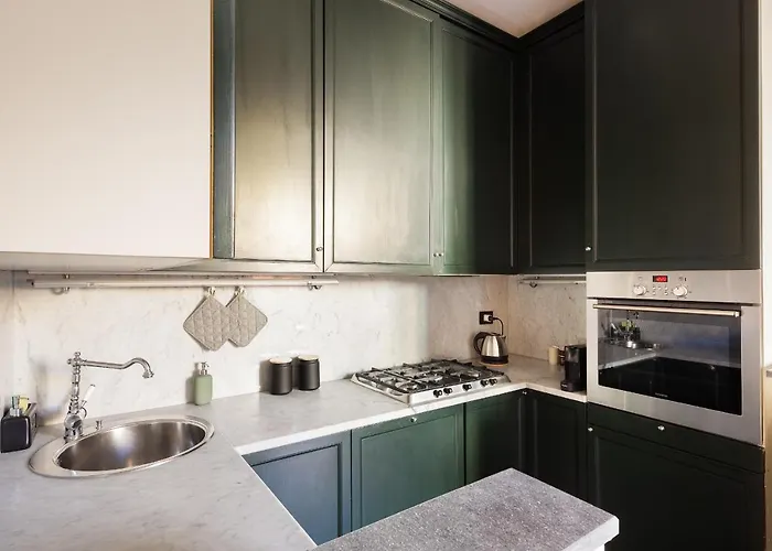 Homie Livings - Duomo Di Mediolan