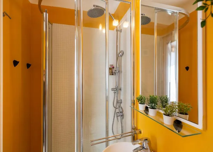 Lejlighed Forcella Fashion District *