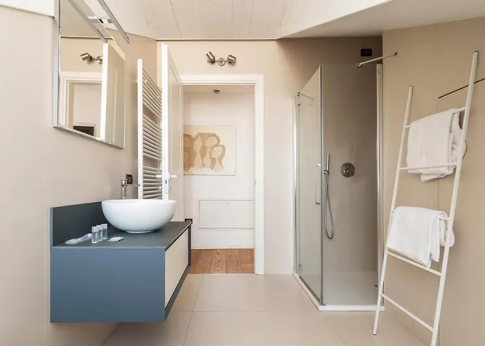 Easyhomes - Brera Luxury