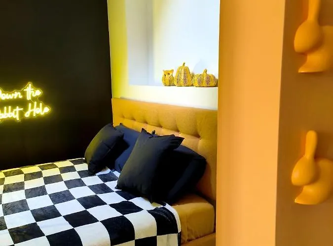 Wonderland In Shopping Area, Ac, Wifi And Subway דירה