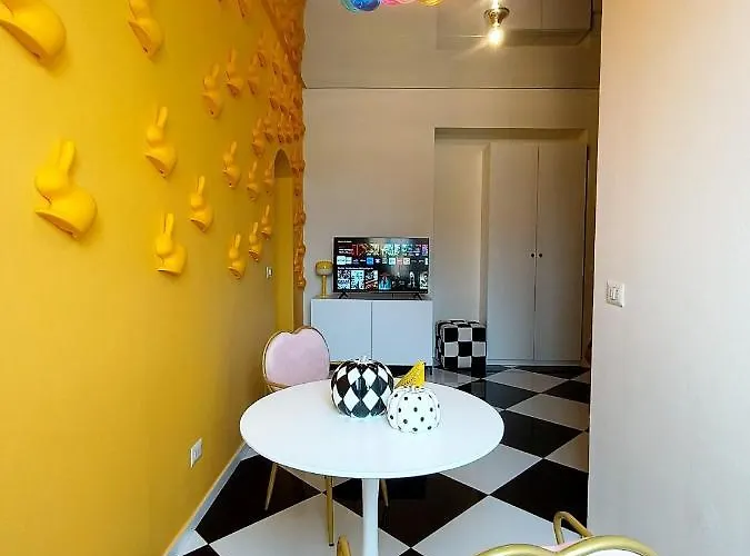 Wonderland In Shopping Area, Ac, Wifi And Subway דירה מילאנו