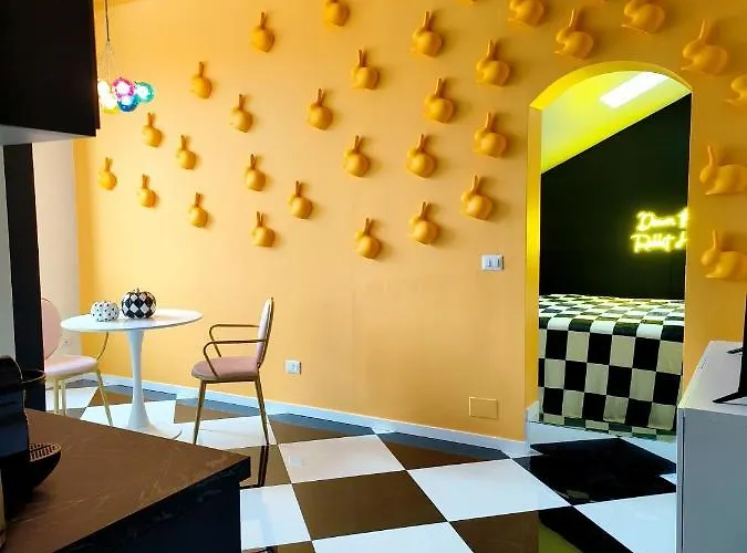 Wonderland In Shopping Area, Ac, Wifi And Subway דירה מילאנו