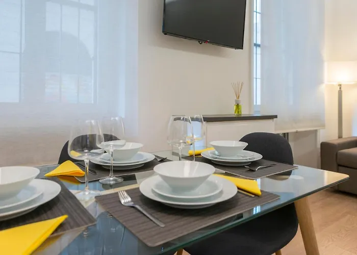 Montenapoleone 5 Min Duomo Fashion Center Appartement Milaan