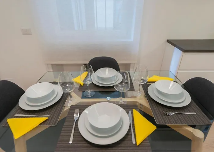 Montenapoleone 5 Min Duomo Fashion Center Appartement *