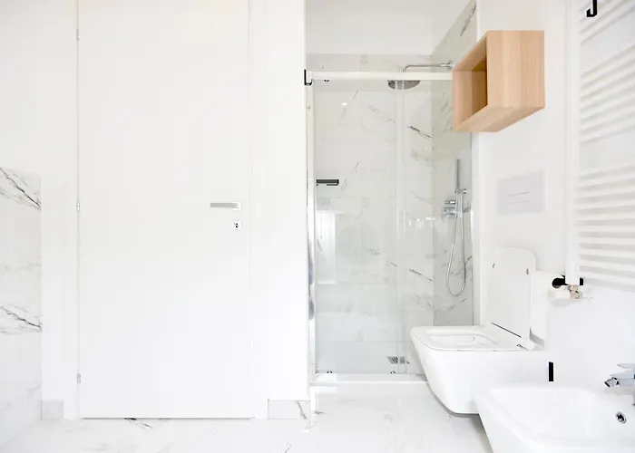 Urban Flats Modern Few Minuts From Duomo ميلان