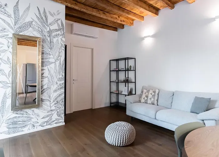 Italianway Comfort - Alfieri 18 * Milánó