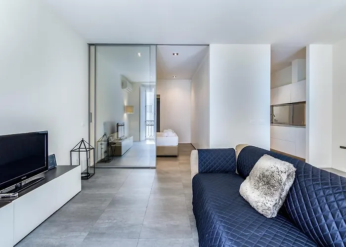 アパート San Maurilio ミラノ