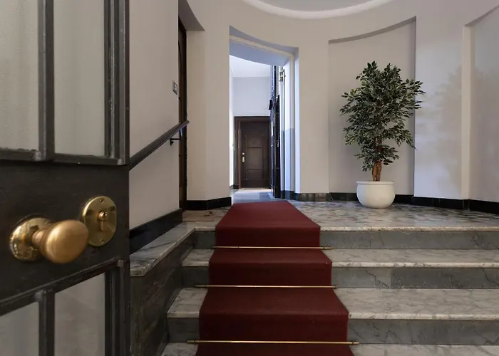 Luna Homes - Bilocale In Mac Mahon Apartmán