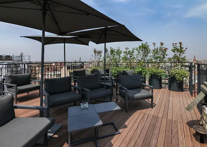 برستيج بوتيك للشقق الفندقية - بياتزا دومو فيو شقة