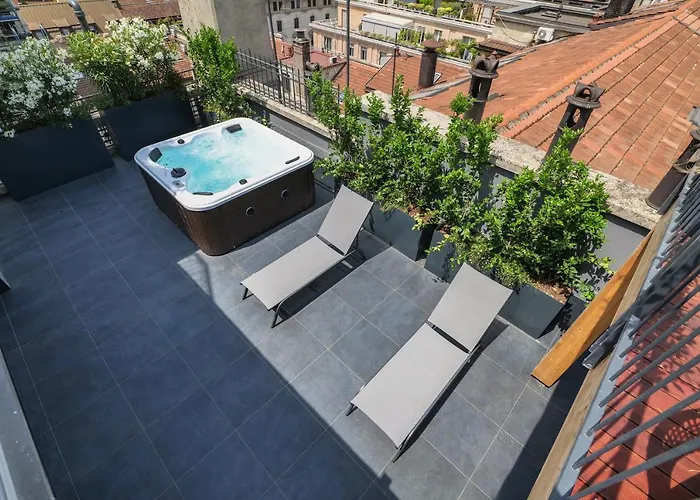 شقة برستيج بوتيك للشقق الفندقية - بياتزا دومو فيو